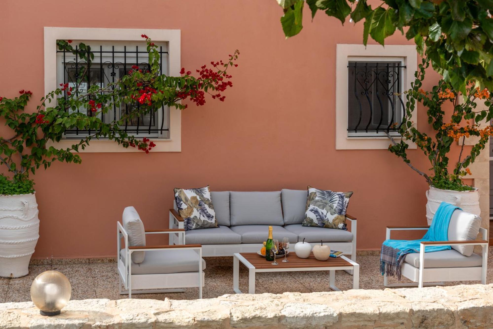 Nautilus Villa - Private Pool Elia  외부 사진